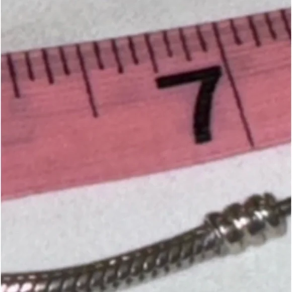 PANDORA 7.1 inch 2 tone silver heart clasp charm bracelet - Picture 9 of 11